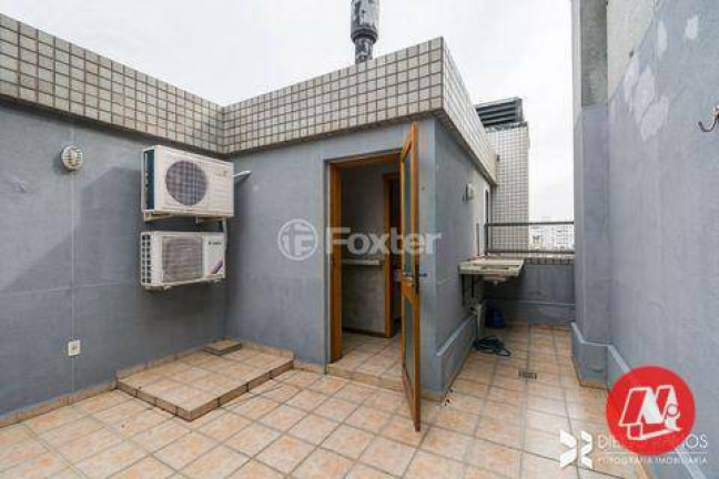 Imagem Cobertura com 3 Quartos para Alugar, 195 m² em Santana - Porto Alegre Imagem Cobertura com 3 Quartos para Alugar, 195 m² em Santana - Porto Alegre