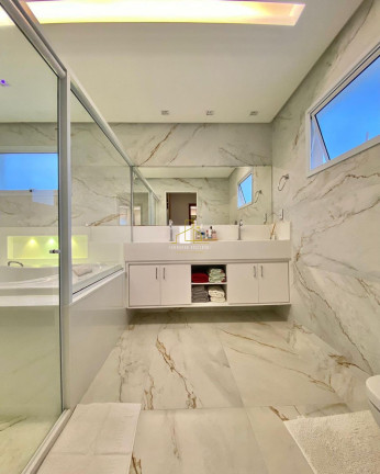 Imagem Casa com 3 Quartos à Venda, 459 m² em Boulevard Lagoa - Serra Imagem Casa com 3 Quartos à Venda, 459 m² em Boulevard Lagoa - Serra