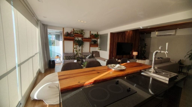 Imagem Apartamento com 3 Quartos à Venda, 121 m² em Pinheiros - São Paulo Imagem Apartamento com 3 Quartos à Venda, 121 m² em Pinheiros - São Paulo