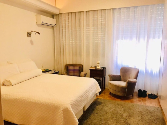 Imagem Apartamento com 4 Quartos à Venda, 220 m² em Copacabana - Rio De Janeiro Imagem Apartamento com 4 Quartos à Venda, 220 m² em Copacabana - Rio De Janeiro
