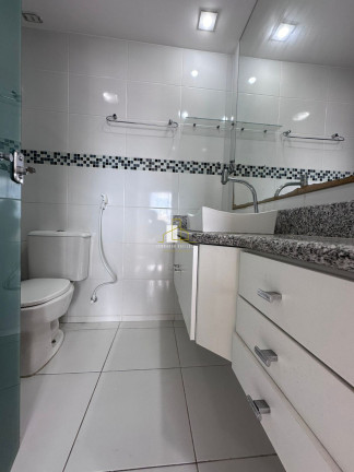 Imagem Imóvel com 3 Quartos à Venda, 100 m² em Santa Lúcia - Vitória