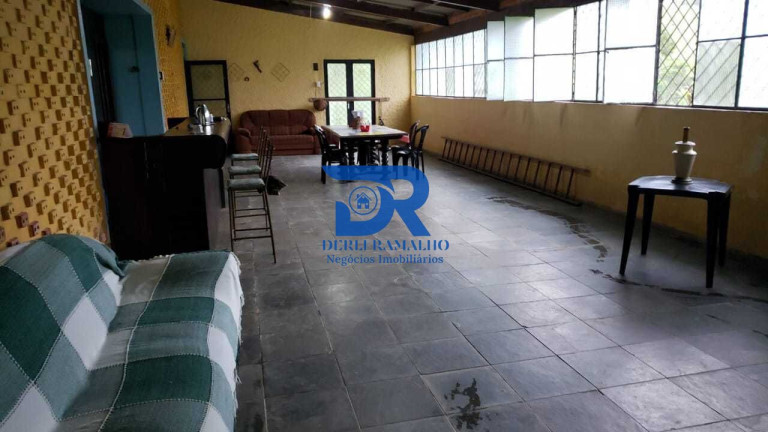 Imagem Imóvel com 5 Quartos à Venda, 124.000 m² em Parque Xerém - Duque De Caxias