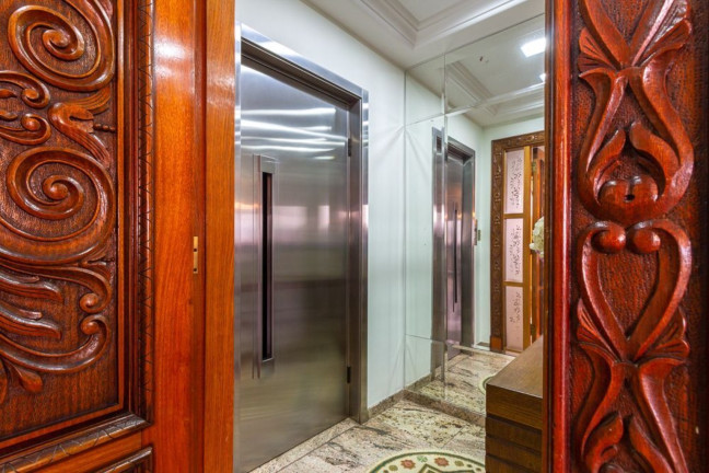 Imagem Imóvel com 4 Quartos à Venda, 215 m² em Tatuapé - São Paulo Imagem Imóvel com 4 Quartos à Venda, 215 m² em Tatuapé - São Paulo