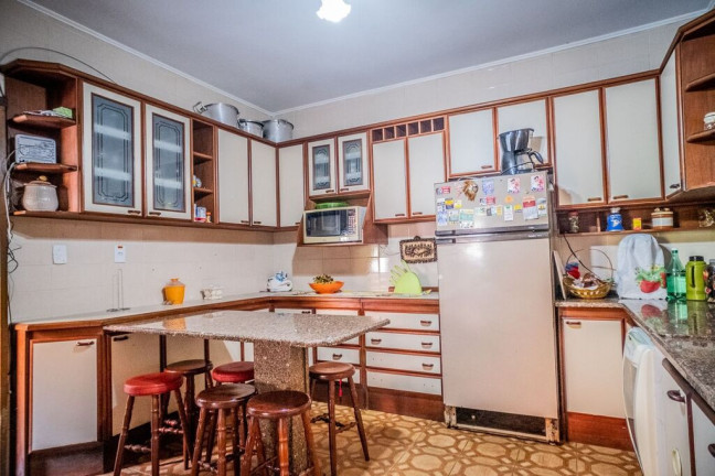 Imagem Casa com 3 Quartos à Venda, 247 m² em Jardim Planalto - Porto Alegre Imagem Casa com 3 Quartos à Venda, 247 m² em Jardim Planalto - Porto Alegre