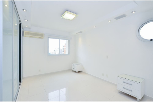 Imagem Apartamento com 2 Quartos à Venda, 103 m² em Vila Nova Conceição - São Paulo