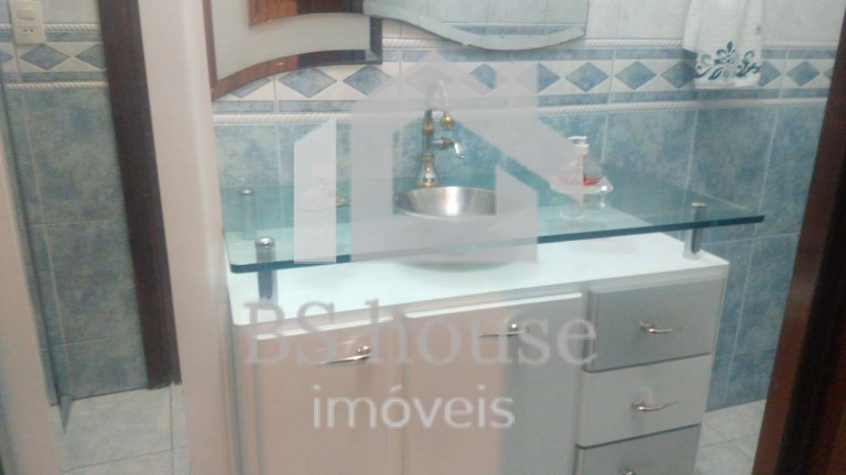 Sobrado com 4 Quartos para Alugar, 400 m² em Vila Homero Thon - Santo André