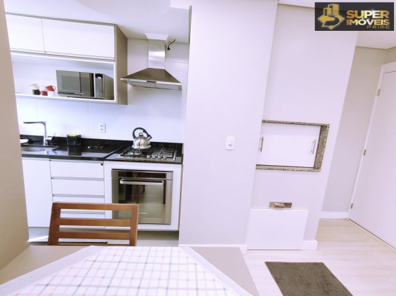 Imagem Apartamento com 2 Quartos à Venda, 70 m² em Três Vendas - Pelotas