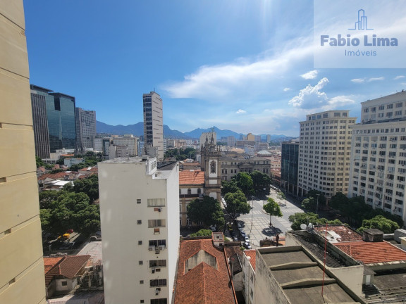 Sala Comercial à Venda, 33 m² em Centro - Rio De Janeiro