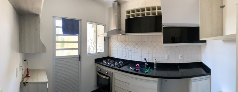 Imagem Casa com 3 Quartos à Venda, em Chácara Ondas Verdes - Cotia Imagem Casa com 3 Quartos à Venda, em Chácara Ondas Verdes - Cotia