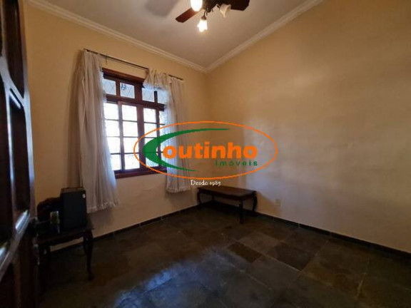 Imagem Casa com 7 Quartos à Venda, 371 m² em Rocha - Rio De Janeiro Imagem Casa com 7 Quartos à Venda, 371 m² em Rocha - Rio De Janeiro