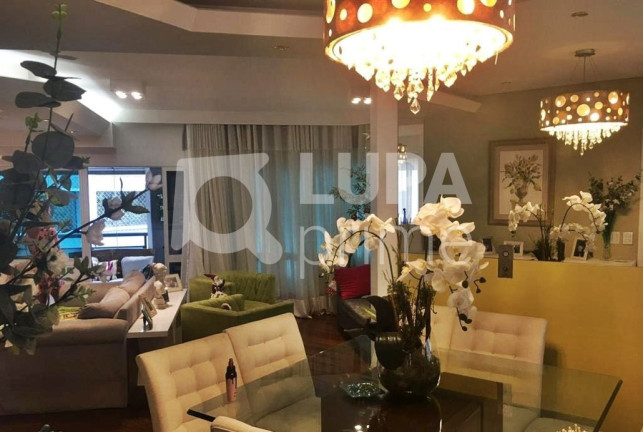 Apartamento com 4 Quartos à Venda, 180 m² em Mooca - São Paulo