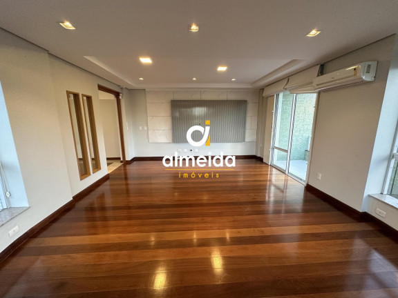 Imagem Apartamento com 3 Quartos à Venda, 221 m² em Nossa Senhora De Lourdes - Santa Maria Imagem Apartamento com 3 Quartos à Venda, 221 m² em Nossa Senhora De Lourdes - Santa Maria
