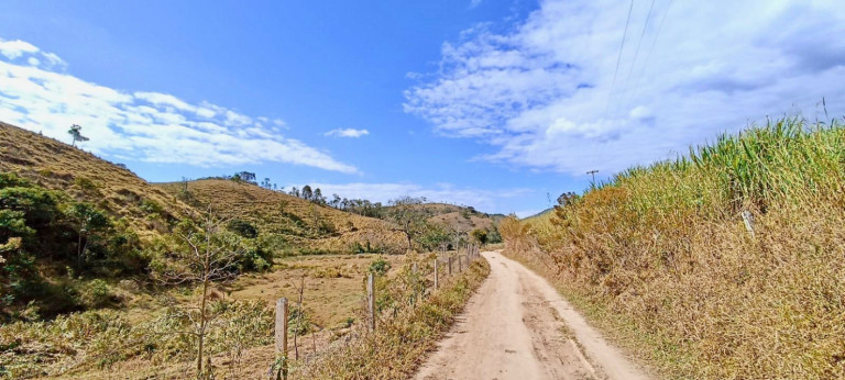Imagem Fazenda à Venda, 100 m² em Centro - Silveiras Imagem Fazenda à Venda, 100 m² em Centro - Silveiras