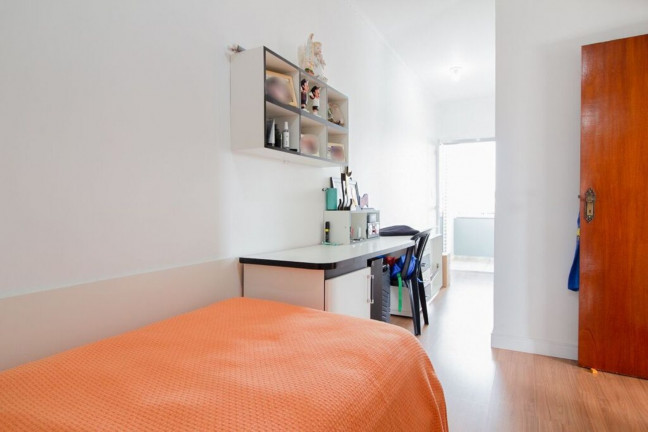 Imagem Casa com 4 Quartos à Venda, em Vila Pereira Barreto - São Paulo Imagem Casa com 4 Quartos à Venda, em Vila Pereira Barreto - São Paulo