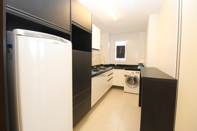 Imagem Apartamento com 1 Quarto à Venda ou Locação, 50 m² em Centro - Curitiba