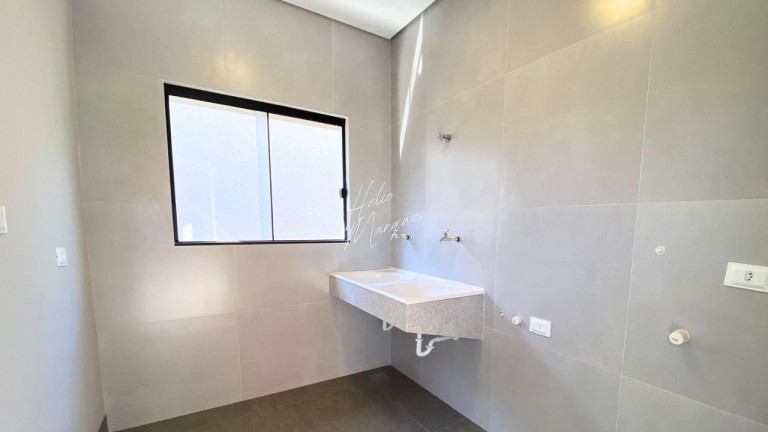 Imagem Casa com 3 Quartos à Venda, 183 m² em Tiradentes - Campo Grande Imagem Casa com 3 Quartos à Venda, 183 m² em Tiradentes - Campo Grande