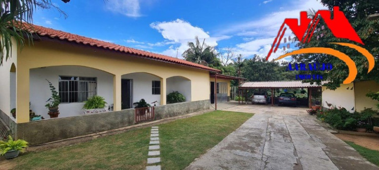 Imagem Imóvel com 2 Quartos à Venda, 2.200 m² em Vinhedos Iii - São Roque Imagem Imóvel com 2 Quartos à Venda, 2.200 m² em Vinhedos Iii - São Roque