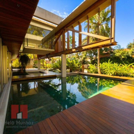 Imagem Casa com 4 Quartos à Venda, 731 m² em Alphaville Residencial Um - Barueri Imagem Casa com 4 Quartos à Venda, 731 m² em Alphaville Residencial Um - Barueri