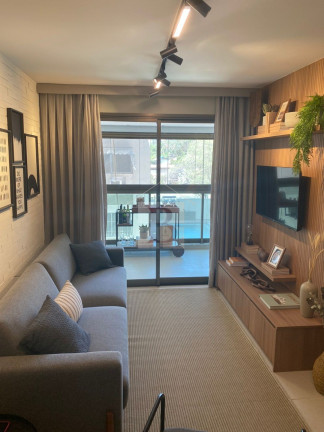 Imagem Imóvel com 2 Quartos à Venda, 72 m² em Icaraí - Niterói Imagem Imóvel com 2 Quartos à Venda, 72 m² em Icaraí - Niterói
