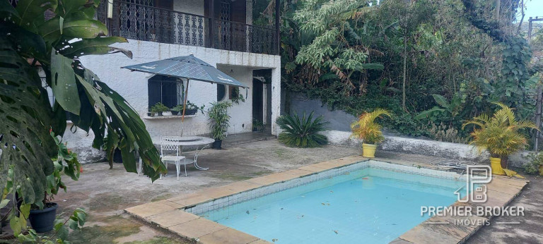 Imagem Casa com 4 Quartos à Venda, 230 m² em Bom Retiro - Teresópolis Imagem Casa com 4 Quartos à Venda, 230 m² em Bom Retiro - Teresópolis