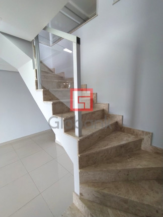 Imagem Imóvel com 3 Quartos à Venda, 170 m² em Edgar Pereira - Montes Claros Imagem Imóvel com 3 Quartos à Venda, 170 m² em Edgar Pereira - Montes Claros