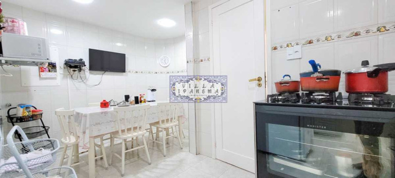 Imagem Apartamento com 4 Quartos à Venda, 170 m² em Copacabana - Rio De Janeiro Imagem Apartamento com 4 Quartos à Venda, 170 m² em Copacabana - Rio De Janeiro
