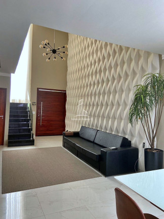 Casa com 3 Quartos à Venda, 227 m² em Urucunema - Eusébio