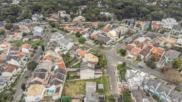 Imagem Terreno à Venda, 420 m² em Mossunguê - Curitiba Imagem Terreno à Venda, 420 m² em Mossunguê - Curitiba