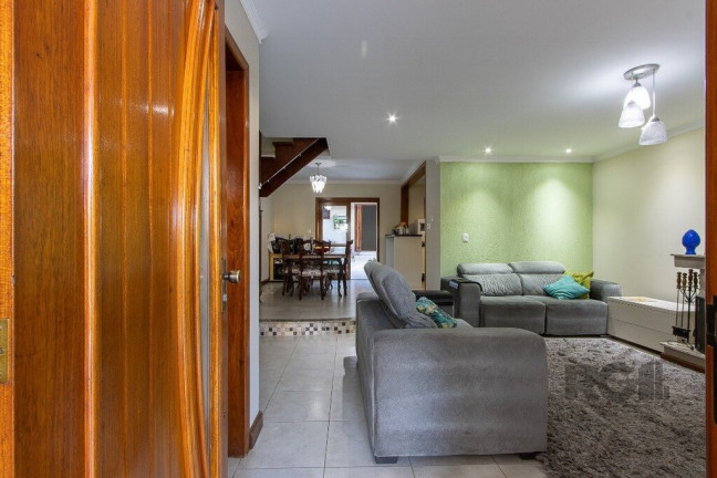Imagem Casa com 5 Quartos à Venda, em Espírito Santo - Porto Alegre Imagem Casa com 5 Quartos à Venda, em Espírito Santo - Porto Alegre