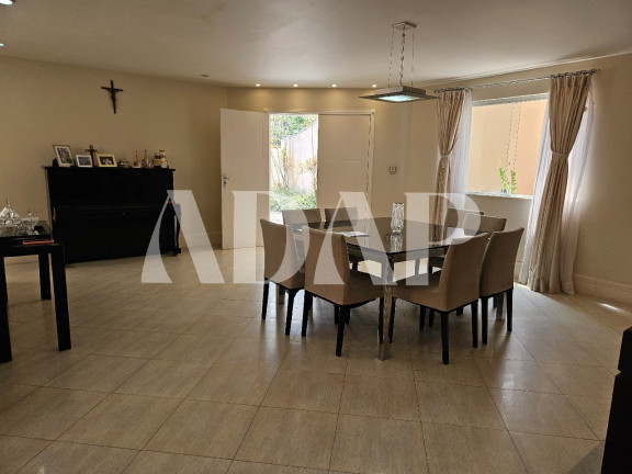 Imagem Casa com 4 Quartos à Venda, 220 m² em Vargem Grande - Rio De Janeiro