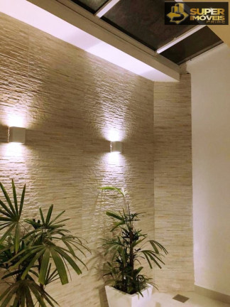 Imagem Casa com 4 Quartos à Venda, 242 m² em Centro - Pelotas Imagem Casa com 4 Quartos à Venda, 242 m² em Centro - Pelotas