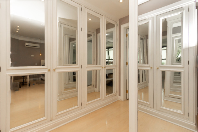 Imagem Apartamento com 3 Quartos à Venda, 235 m² em Moema - São Paulo