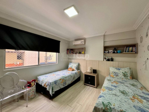 Imagem Apartamento com 3 Quartos à Venda, 170 m² em Centro - Balneário Camboriú