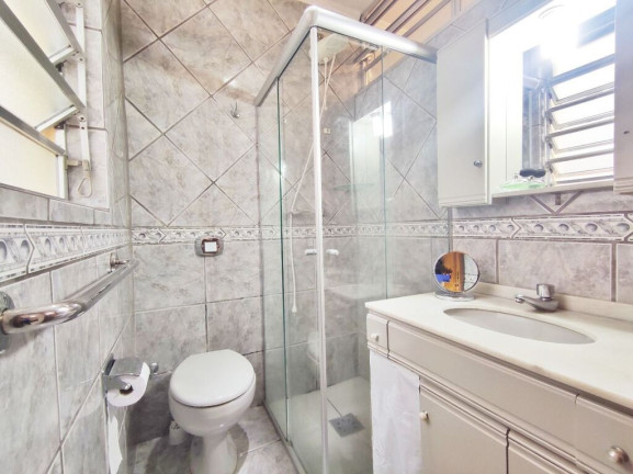 Imagem Apartamento com 3 Quartos à Venda, 115 m² em Centro Histórico - Porto Alegre Imagem Apartamento com 3 Quartos à Venda, 115 m² em Centro Histórico - Porto Alegre