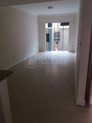 Imagem Sobrado com 3 Quartos à Venda, 125 m² em Nova Esperança - Balneário Camboriú