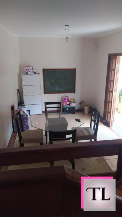 Imagem Casa com 3 Quartos à Venda, 330 m² em Poços De Caldas Imagem Casa com 3 Quartos à Venda, 330 m² em Poços De Caldas