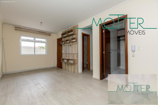 Imagem Casa com 3 Quartos à Venda, 105 m² em Pinheirinho - Curitiba