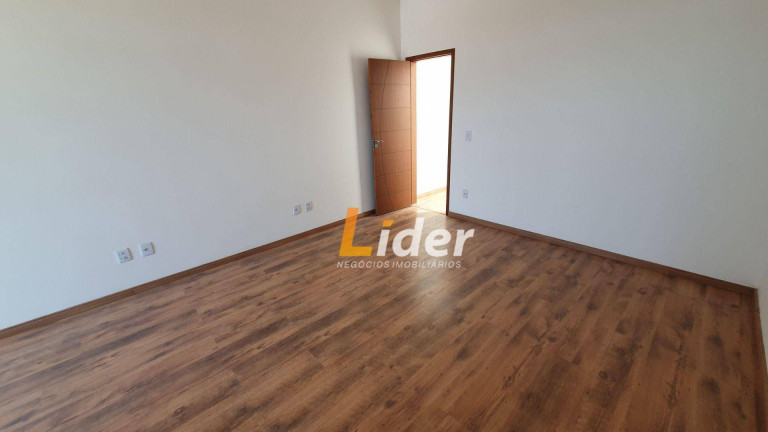 Imagem Casa com 3 Quartos à Venda, 151 m² em Aeroporto - Juiz De Fora