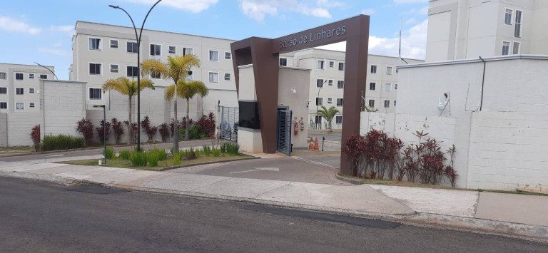 Apartamento com 2 Quartos à Venda,  em Parque Imperial - Botucatu