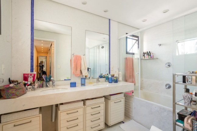 Imagem Apartamento com 4 Quartos à Venda, 235 m² em Aclimação - São Paulo Imagem Apartamento com 4 Quartos à Venda, 235 m² em Aclimação - São Paulo
