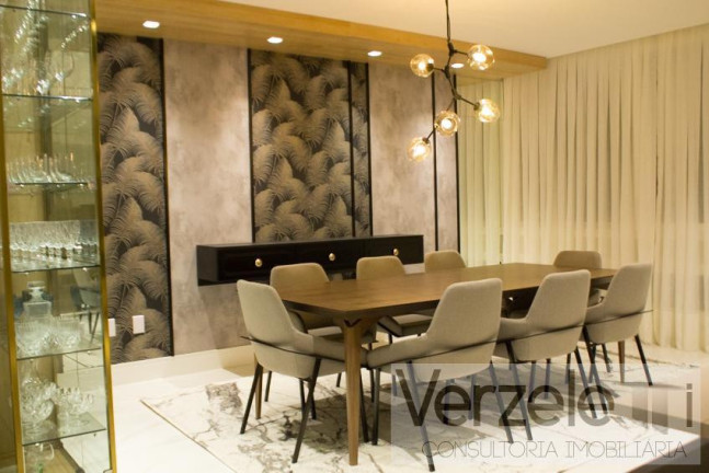 Imagem Casa com 4 Quartos à Venda, 634 m² em Barra - Balneário Camboriú