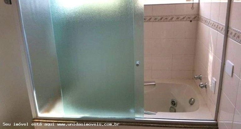 Imagem Casa com 4 Quartos à Venda, 260 m² em Jardim Dos Prados - São Paulo