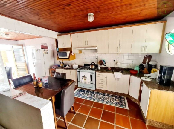 Imagem Casa com 4 Quartos à Venda, 165 m² em Contorno - Ponta Grossa Imagem Casa com 4 Quartos à Venda, 165 m² em Contorno - Ponta Grossa