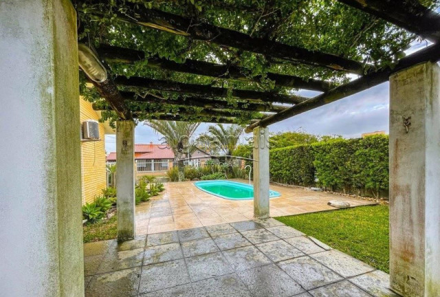 Imagem Casa com 4 Quartos à Venda, 263 m² em Remanso - Xangri-lá Imagem Casa com 4 Quartos à Venda, 263 m² em Remanso - Xangri-lá