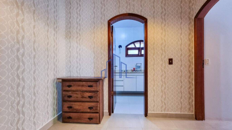 Imagem Casa com 3 Quartos à Venda, 250 m² em Alphaville - Santana De Parnaíba Imagem Casa com 3 Quartos à Venda, 250 m² em Alphaville - Santana De Parnaíba