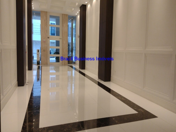 Imagem Imóvel com 3 Quartos à Venda, 162 m² em Centro - Balneário Camboriú Imagem Imóvel com 3 Quartos à Venda, 162 m² em Centro - Balneário Camboriú