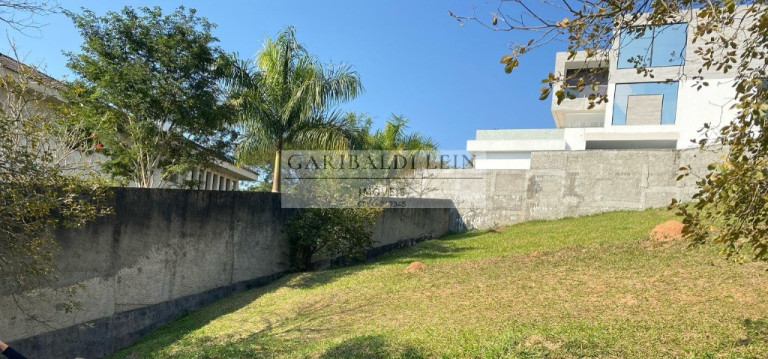 Imagem Terreno à Venda, 525 m² em Granja Viana - Sao Paulo Imagem Terreno à Venda, 525 m² em Granja Viana - Sao Paulo