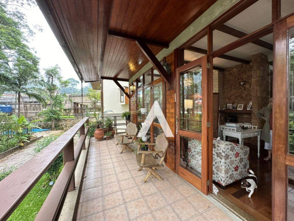 Imagem Casa com 4 Quartos à Venda, 177 m² em Granja Guarani - Teresópolis Imagem Casa com 4 Quartos à Venda, 177 m² em Granja Guarani - Teresópolis