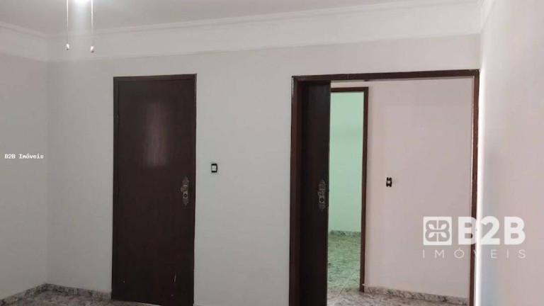 Imagem Casa com 3 Quartos à Venda, 208 m² em Centro - Bauru