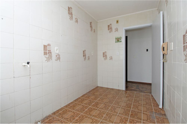 Imagem Imóvel com 1 Quarto à Venda, em Vila Ipiranga - Porto Alegre Imagem Imóvel com 1 Quarto à Venda, em Vila Ipiranga - Porto Alegre
